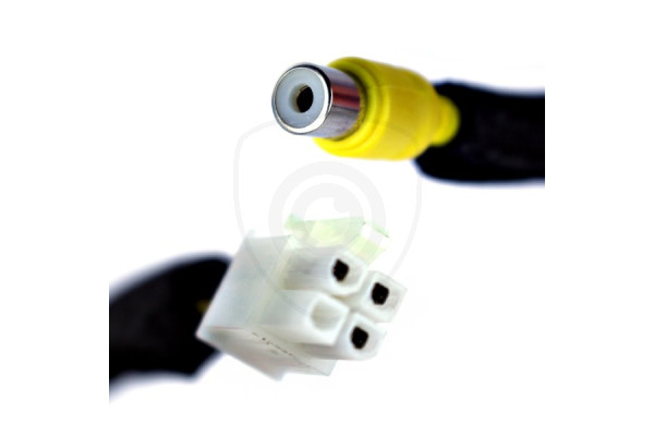 Adapter voor aansluiting van achteruitrijcamera op monitor Subaru 2006-2013