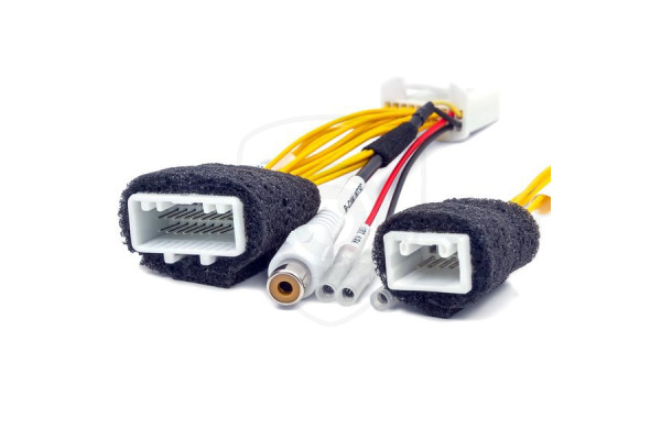 Adapter voor aansluiting van achteruitrijcamera op Toyota GEN5 / GEN6 monitor