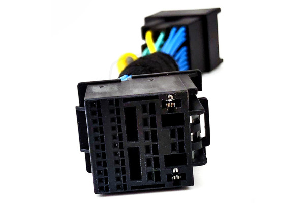 Adapter voor aansluiting van de achteruitrijcamera voor Ford - Sync 2.5